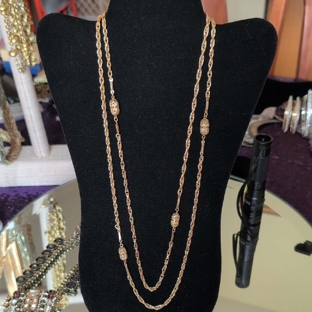 SARAH COVENTRY Elegant Gold Chain Necklace - Picture 10 of 14